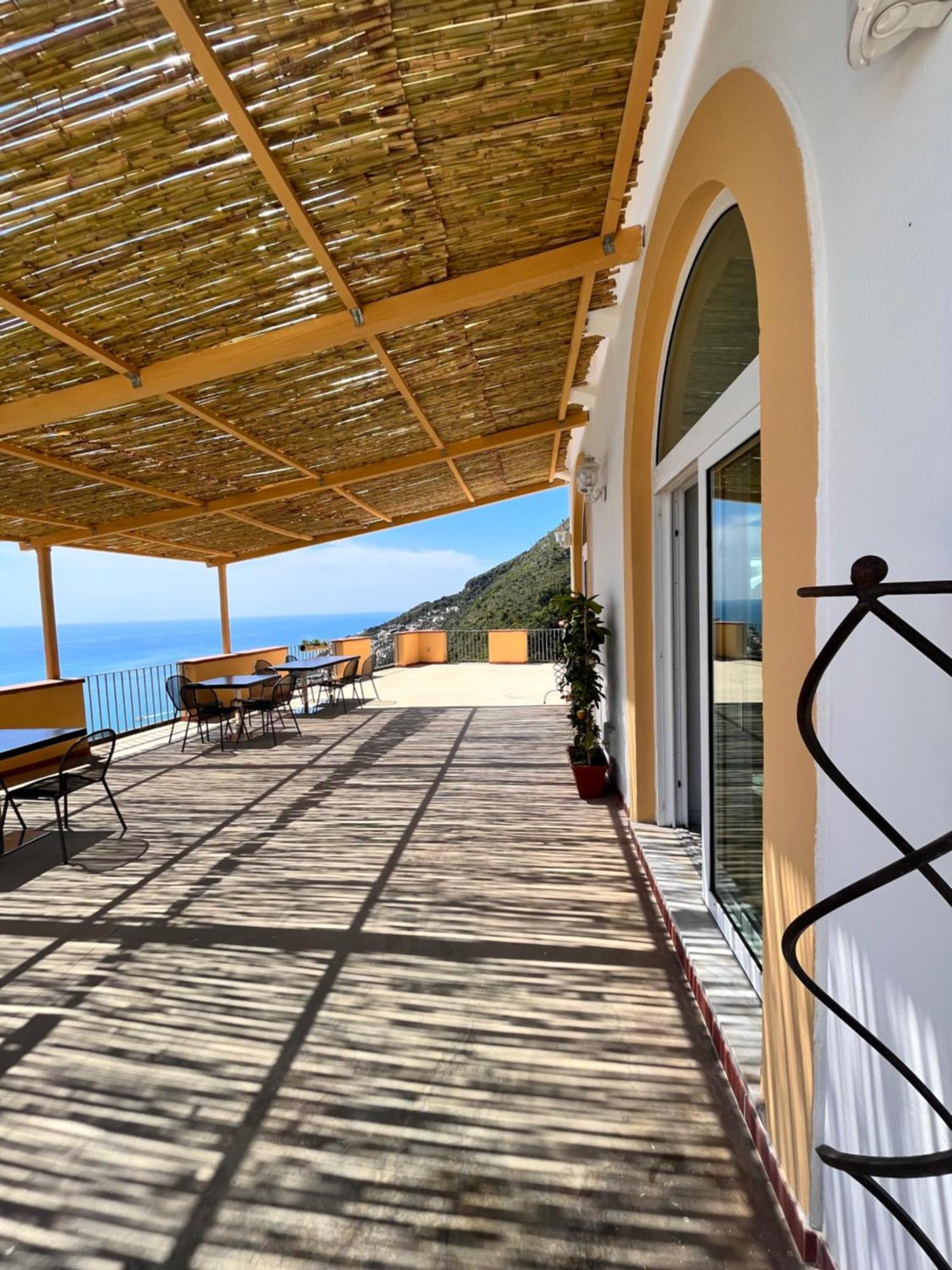 Tenuta La Picola Фуроре Екстериор снимка