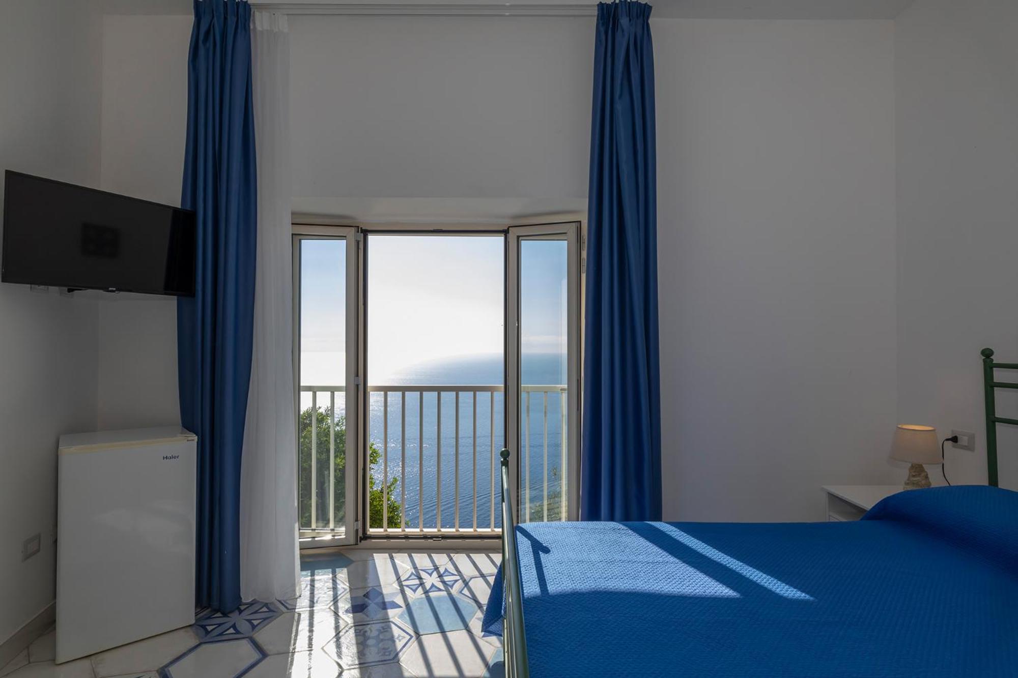 Tenuta La Picola Фуроре Стая снимка